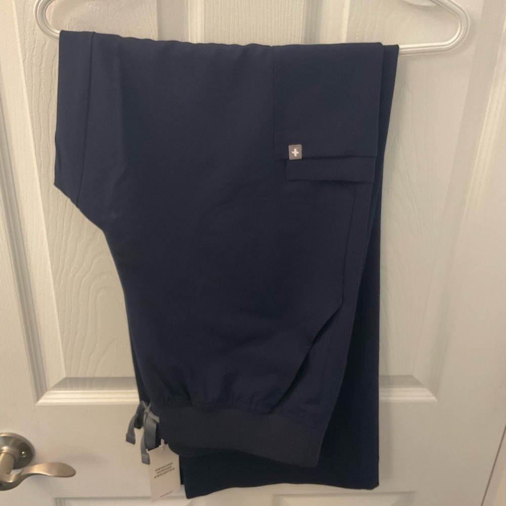 BNWT XL Figs wide leg scrub pants